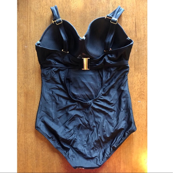 Swimsuits For All Floral Ruched One-Piece Swimsuit - Picture 4 of 7